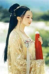 她徐娘半老，被太子殿下盯上了？最新章节