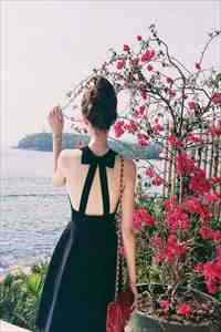 首富来孤儿院认亲时，我抱紧了他的大腿顾薇薇顾天成后续+完结