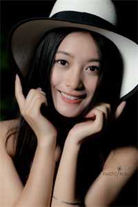 男友为我坐牢，出狱后我插翅难逃畅销巨著