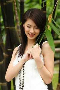 大嫂！再不住嘴，我都黄袍加身了已完结