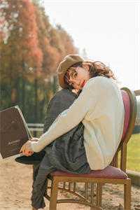 难觅情深旧影全文章节