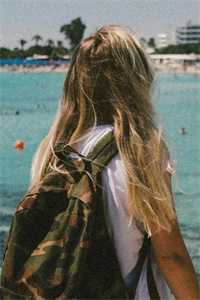 半生霜雪路，一世不同归知乎