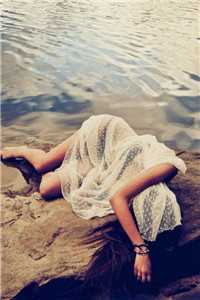 凭她花落又逢秋人气小说