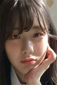 她徐娘半老，被太子殿下盯上了？未删节