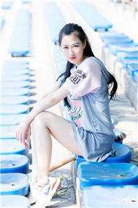 离婚后，京圈大佬对她入夜上瘾的小说