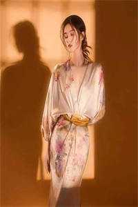 春风不顾桃花雪新上热文