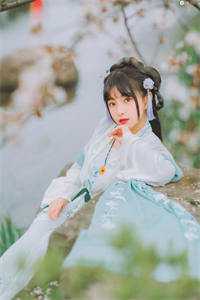 拯救恶毒女配姐姐，我反被大佬盯上试读