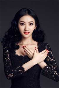 万人嫌保姆第一条，首长在家也得听我的小说全文免费